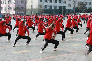 弥勒市文武中等职业技术学校图片